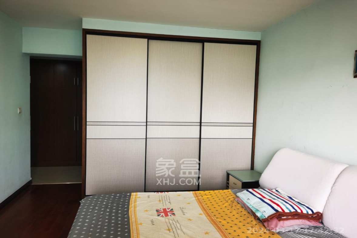 广厦新苑  3室2厅1卫   2400.00元/月室内图