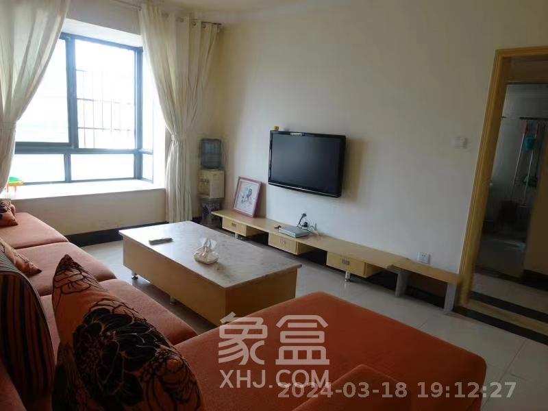 童话里  3室2厅1卫    2200.0元/月室内图1