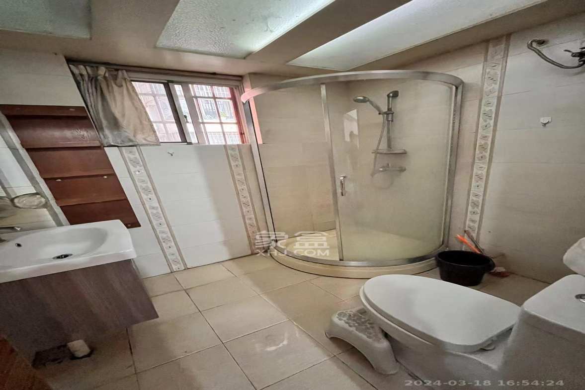 一心花苑  3室1厅1卫    3100.0元/月室内图