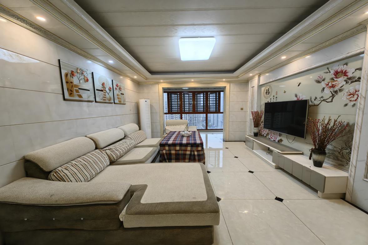 金益紫檀  3室2厅2卫    78.0万室内图1