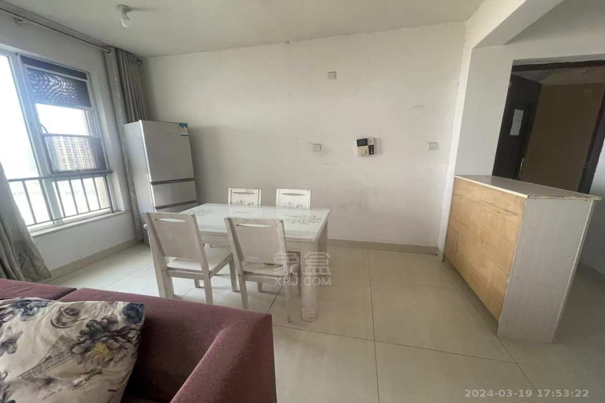 佳兆业金域天下三期  3室2厅1卫    1600.0元/月 佳兆业金域天下三期  3室2厅1卫    1600.0元/月户型图