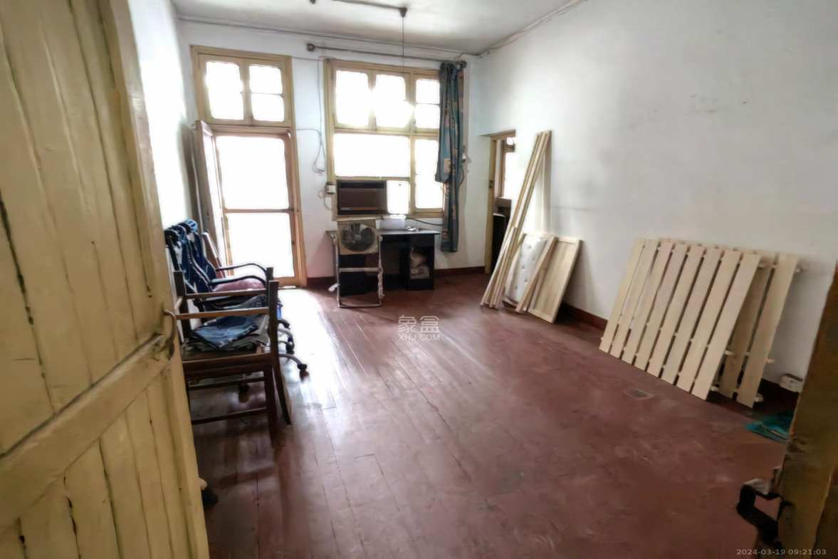 麻园湾 3室2厅1卫 1500.0元/月 麻园湾 3室2厅1卫 1500.0元/月室内图