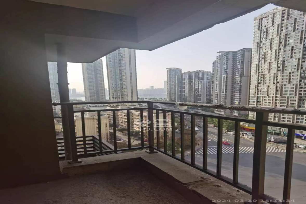 北辰三角洲E7区  3室2厅2卫    1800.0元/月 北辰三角洲E7区  3室2厅2卫    1800.0元/月室内图