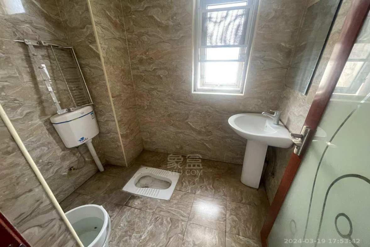 佳兆业金域天下三期  3室2厅1卫    1600.0元/月 佳兆业金域天下三期  3室2厅1卫    1600.0元/月室内图