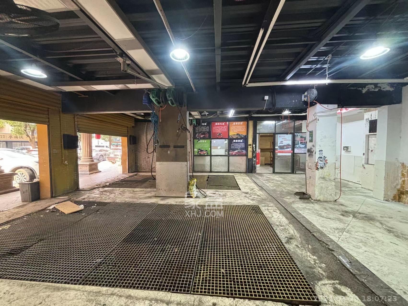 世嘉国际华城   43.0㎡      15500.0元/月室内图