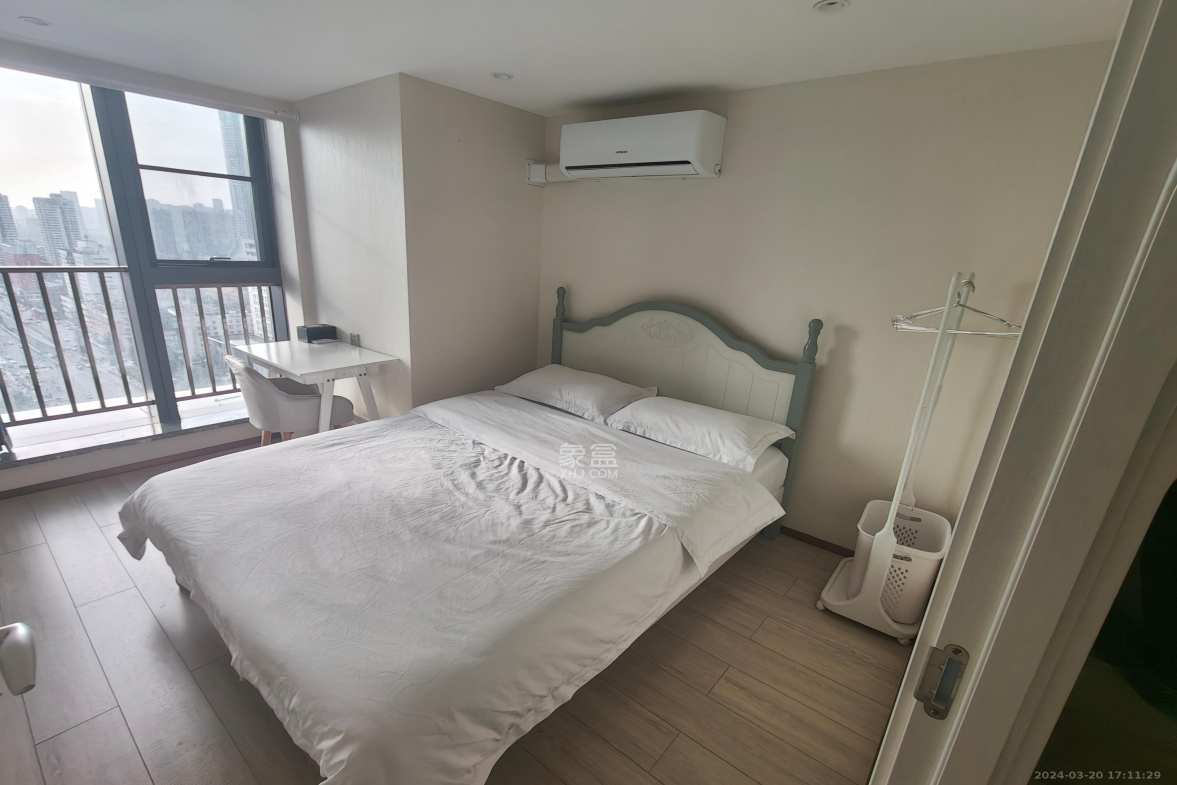 华远华时代 4室2厅2卫 4800.0元/月 华远华时代 4室2厅2卫 4800.0元/月室内图