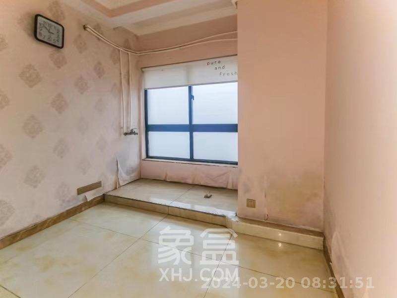 山水湾  3室2厅1卫    1800.0元/月室内图