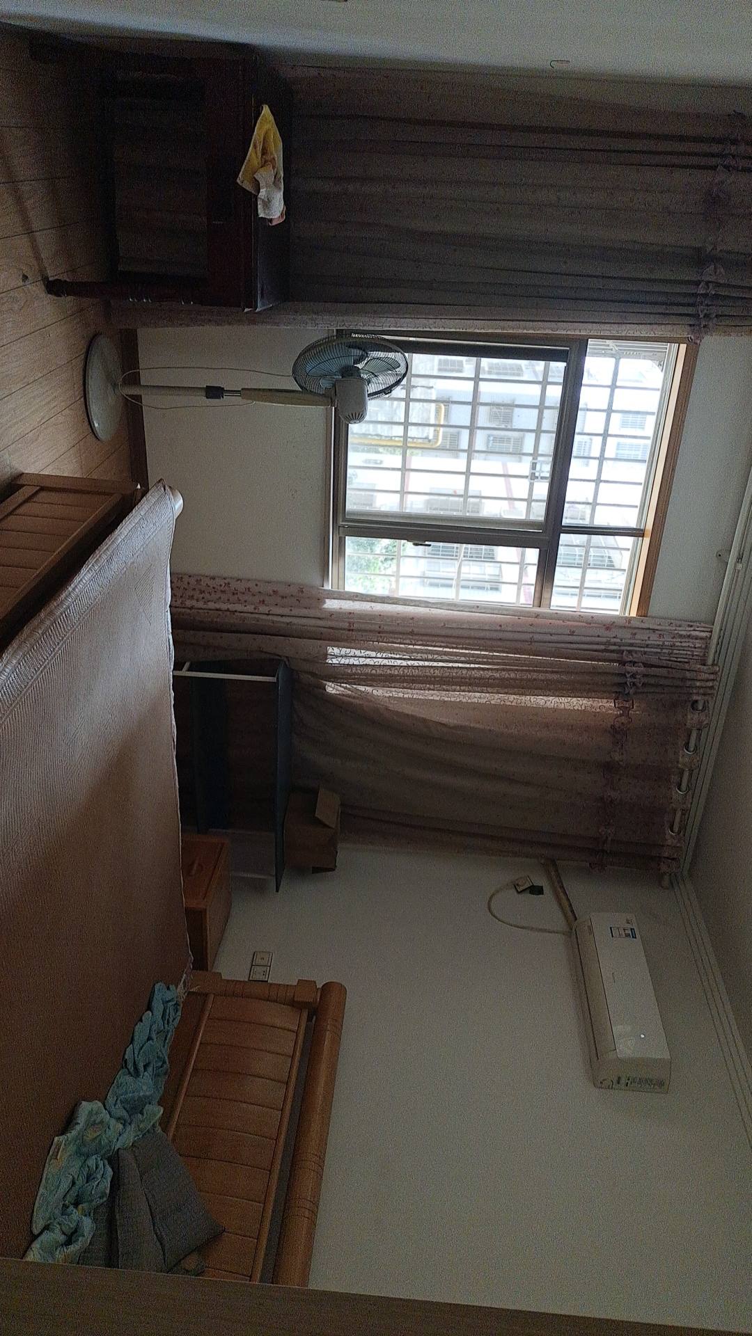羊舞岭小区  4室2厅2卫   1380.00元/月室内图