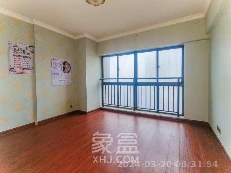 山水湾  3室2厅1卫    1800.0元/月室内图