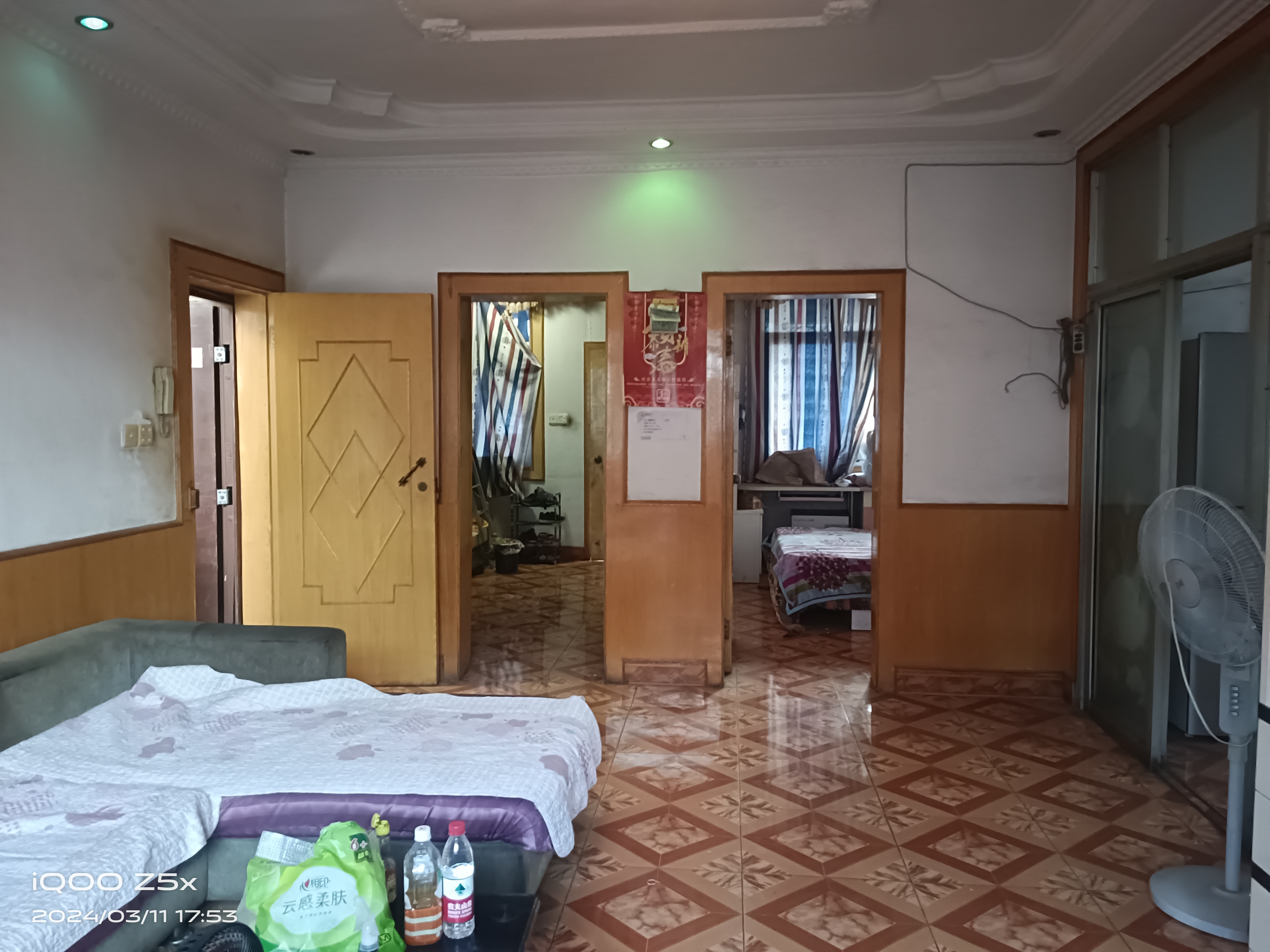 涟钢大市场  3室2厅1卫    32.8万