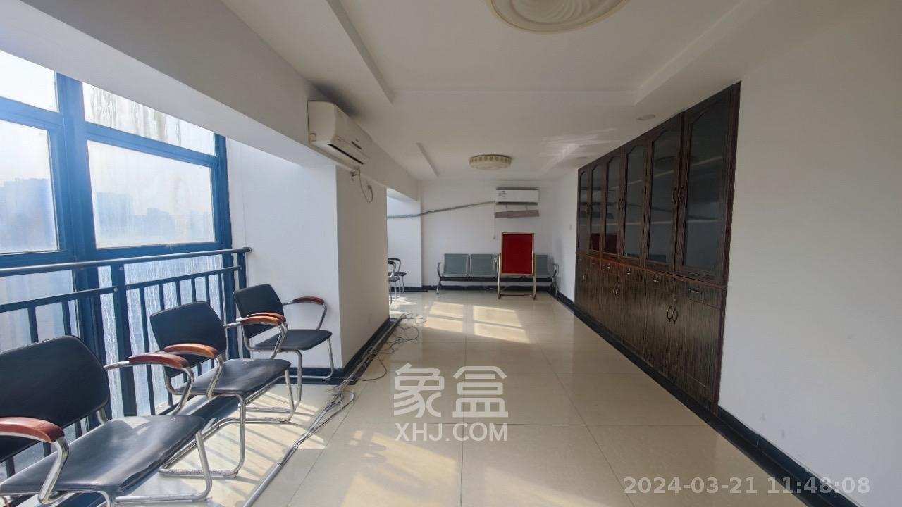 山水华景 6室2厅2卫 9500.0元/月 山水华景 6室2厅2卫 9500.0元/月室内图