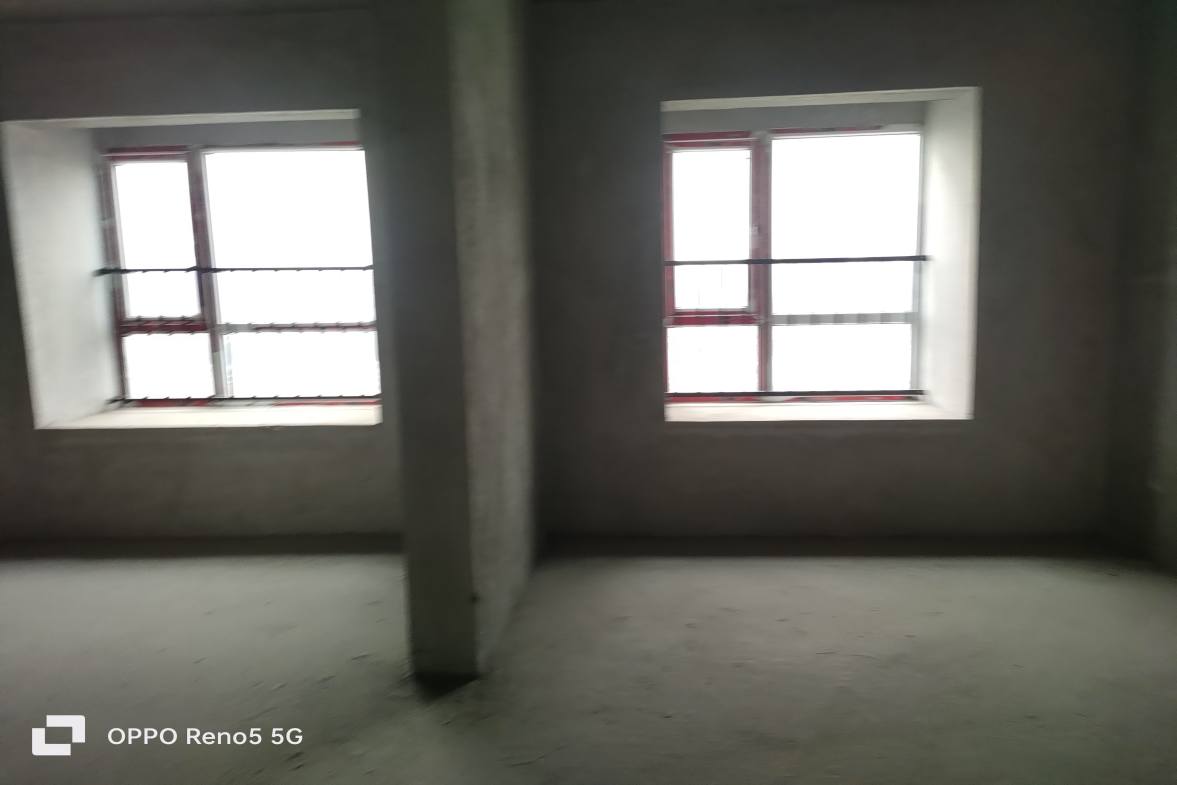 三星华厦 3室2厅2卫 85.0万 三星华厦 3室2厅2卫 85.0万客厅