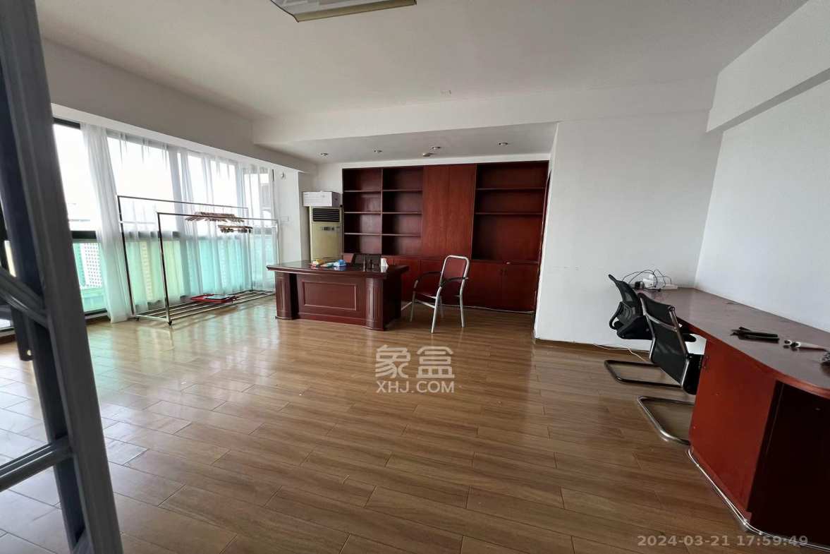 上东印象  1室1厅1卫   2400.00元/月室内图