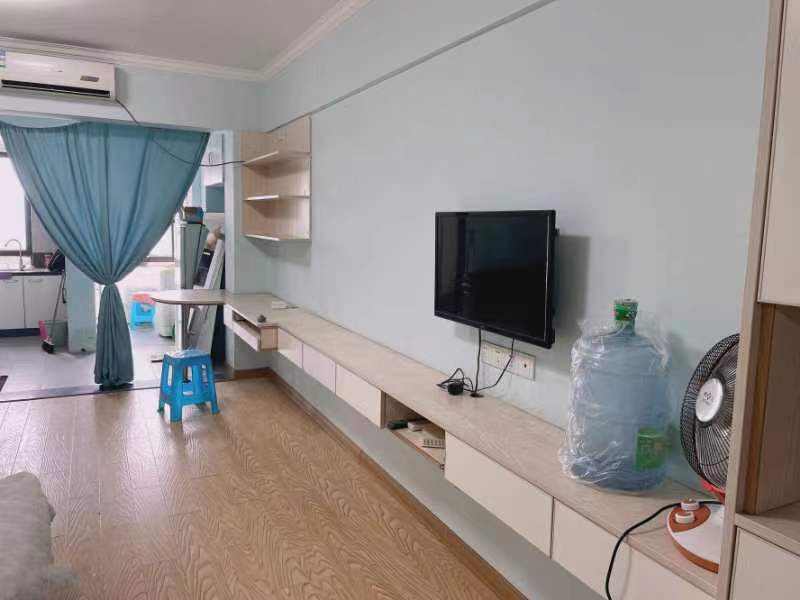 龙泰上品 1室1厅1卫 1000.0元/月 龙泰上品 1室1厅1卫 1000.0元/月室内图
