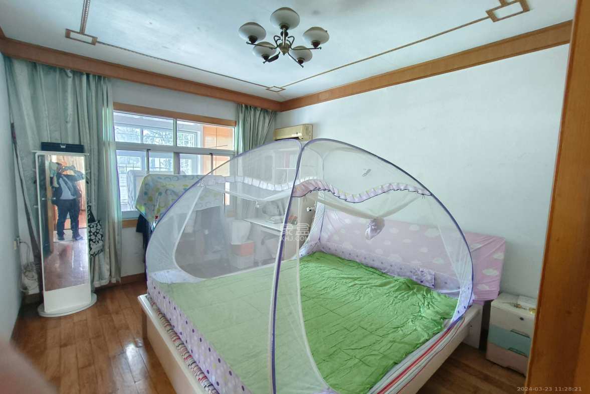 星沙劳动局宿舍  3室2厅2卫   1800.00元/月室内图