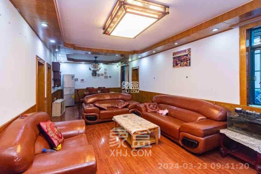 四方坪教师村  3室2厅1卫   1400.00元/月室内图