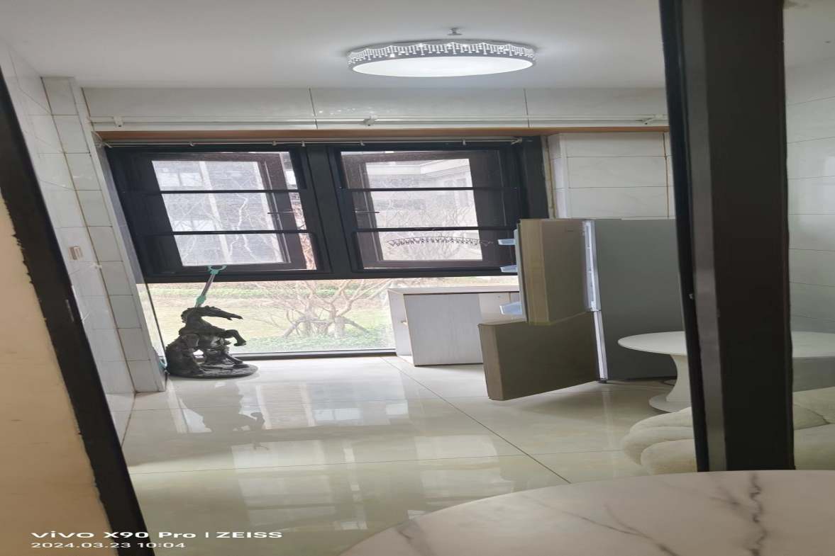 恒大绿洲  1室1厅1卫    1200.0元/月 恒大绿洲  1室1厅1卫    1200.0元/月室内图