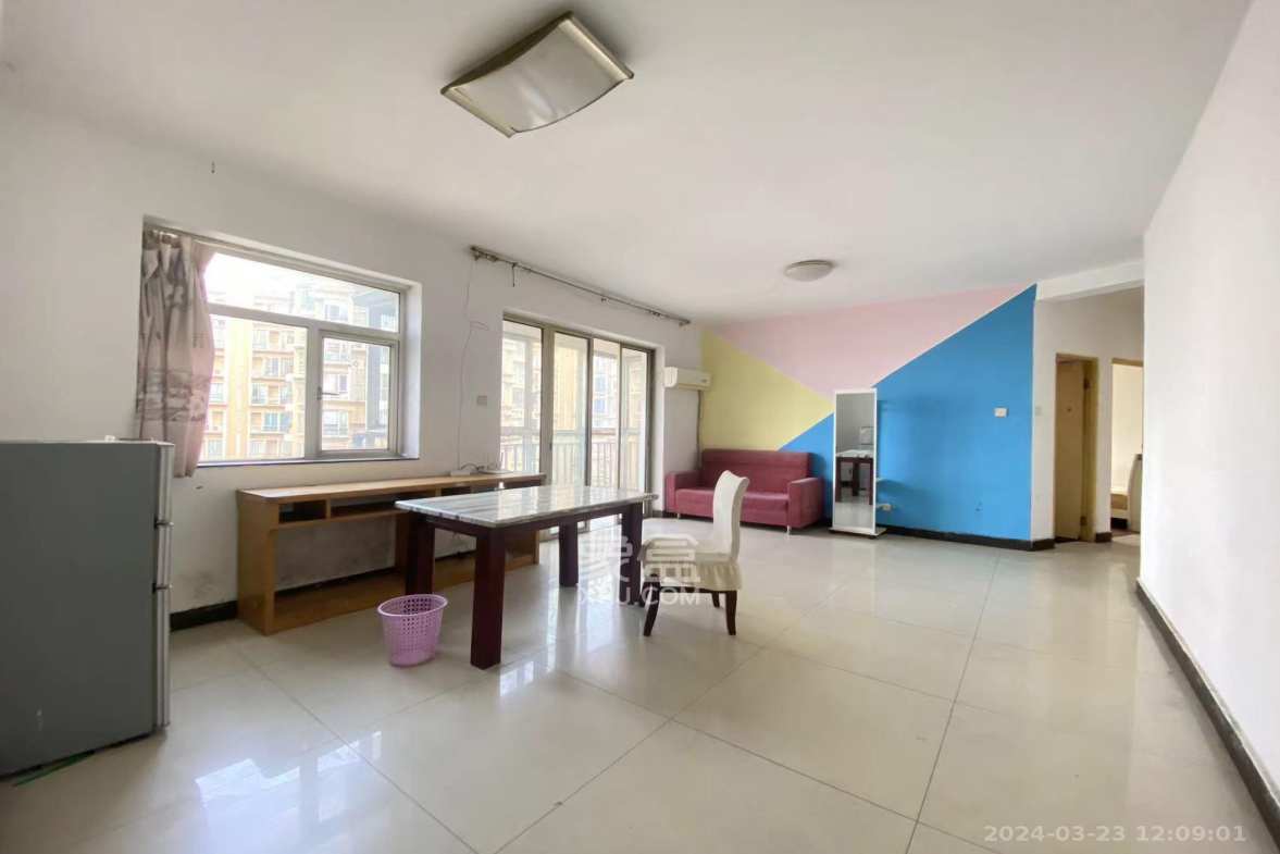 凯通国际城（凯通朝庭）  3室1厅1卫    2200.0元/月室内图1