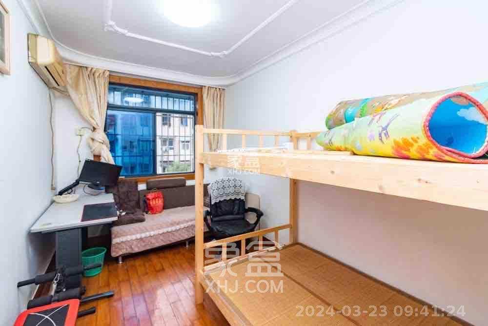 四方坪教师村  3室2厅1卫   1400.00元/月室内图