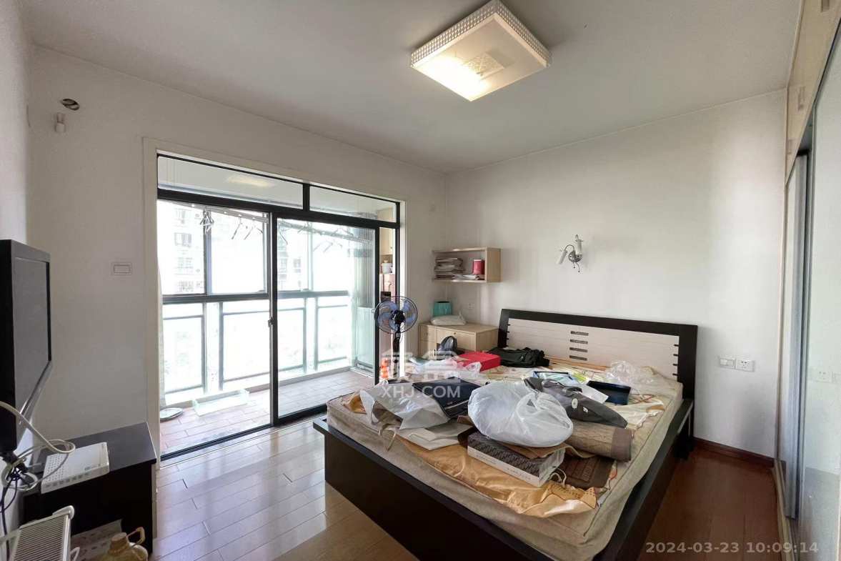 海林馨香雅苑 4室2厅2卫 3700.0元/月 海林馨香雅苑 4室2厅2卫 3700.0元/月室内图