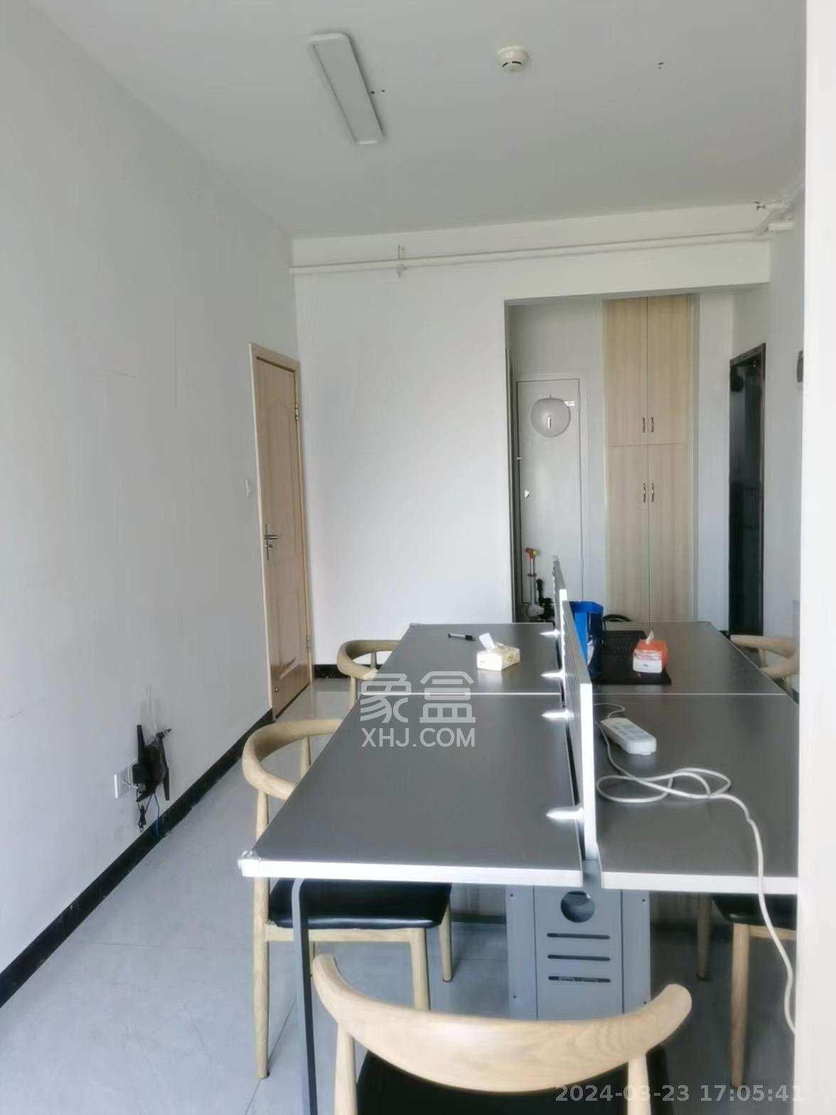 半山公馆(半山国际中心) 2室1厅1卫 3000.0元/月 半山公馆(半山国际中心) 2室1厅1卫 3000.0元/月室内图