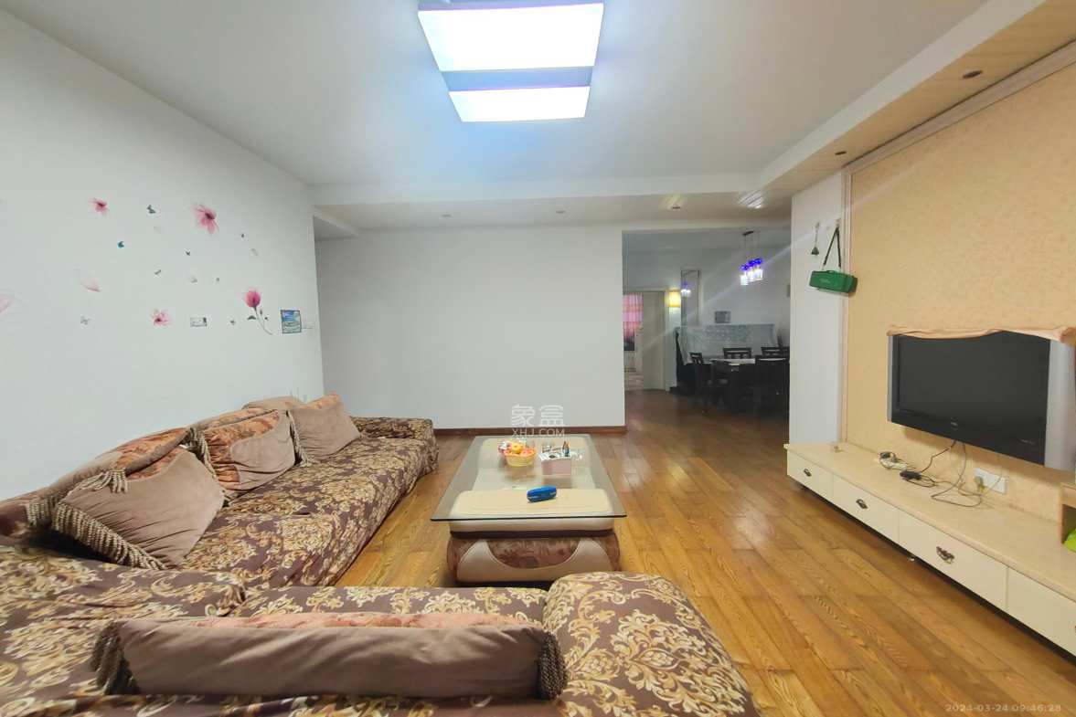 湘江世纪城星江苑 3室2厅2卫 2700.0元/月 湘江世纪城星江苑 3室2厅2卫 2700.0元/月室内图