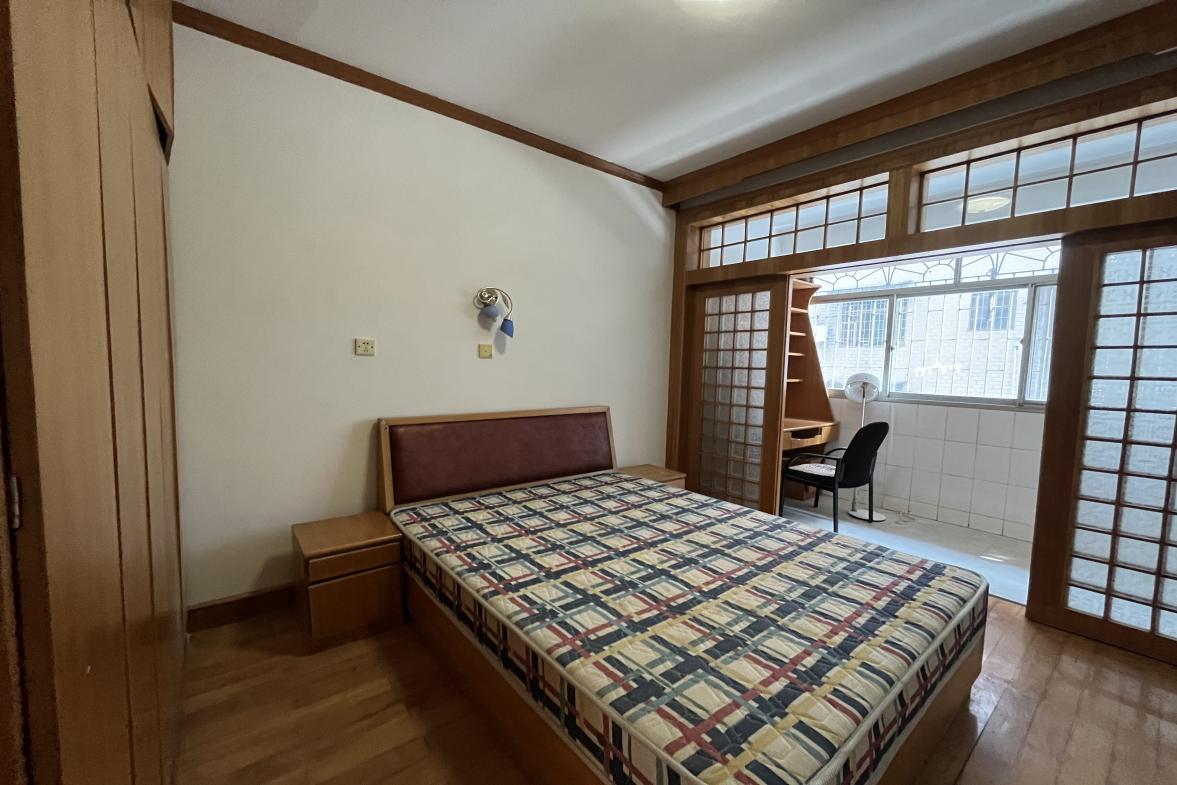 王家小区 3室2厅2卫 1350.0元/月 王家小区 3室2厅2卫 1350.0元/月室内图