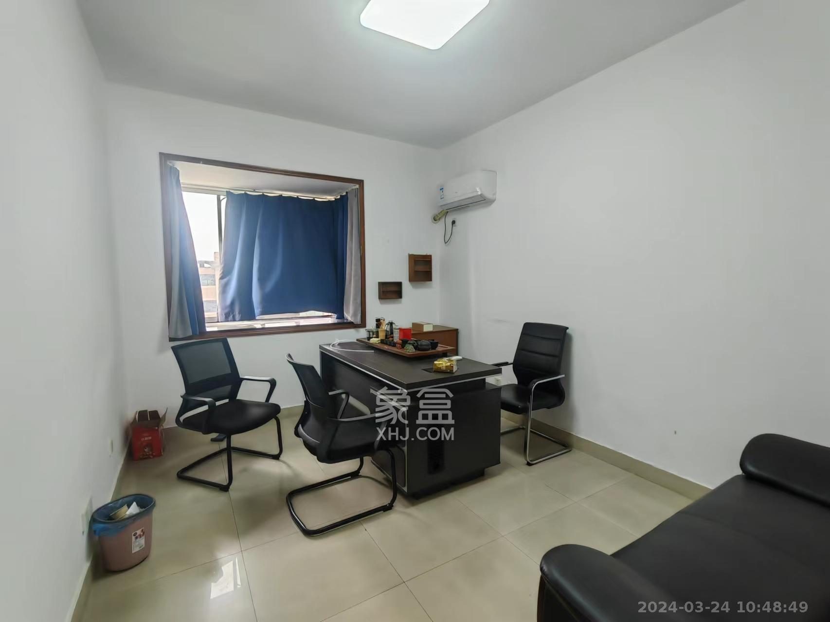 湘诚时速风标  3室2厅1卫    3000.0元/月