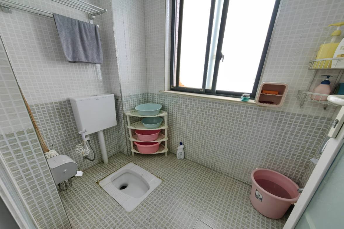 旺佳华府  3室2厅2卫   79.80万室内图