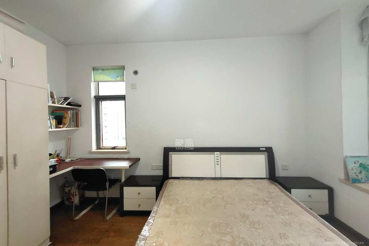 湘江世纪城星江苑 3室2厅2卫 2700.0元/月 湘江世纪城星江苑 3室2厅2卫 2700.0元/月室内图