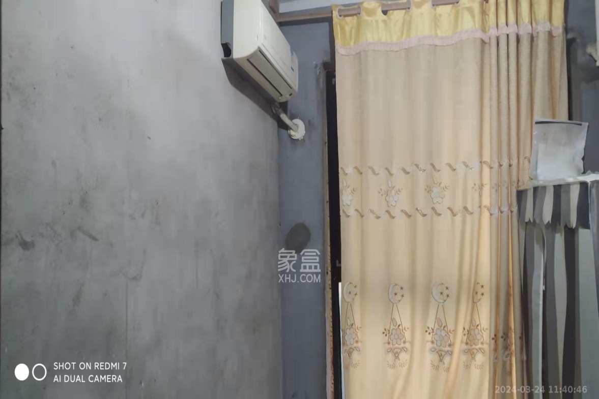 山语城二期  2室2厅1卫    900.0元/月室内图1