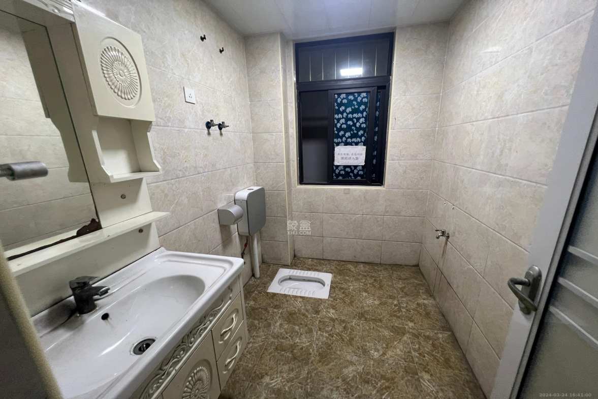 红树湾 3室2厅1卫 2000.0元/月 红树湾 3室2厅1卫 2000.0元/月室内图