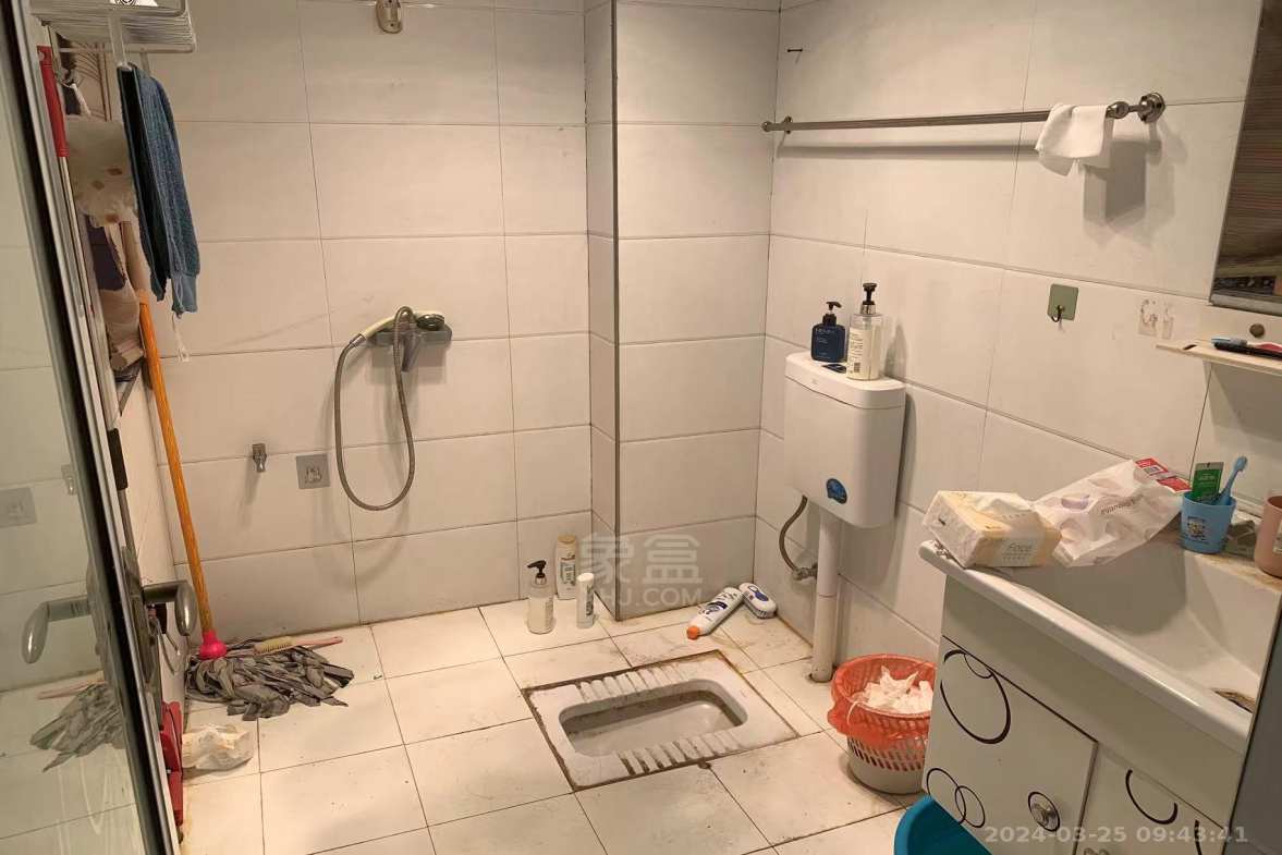 流金岁月-华晨国际 2室2厅1卫 1600.0元/月 流金岁月-华晨国际 2室2厅1卫 1600.0元/月室内图