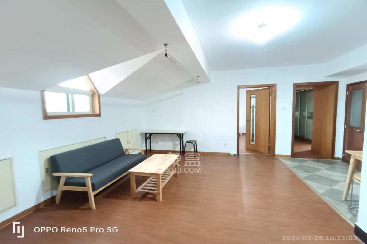 高桥社区高福星小区  3室1厅1卫    1200.0元/月室内图