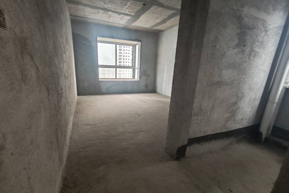 吉泰丽园  3室2厅2卫    78.8万室内图1