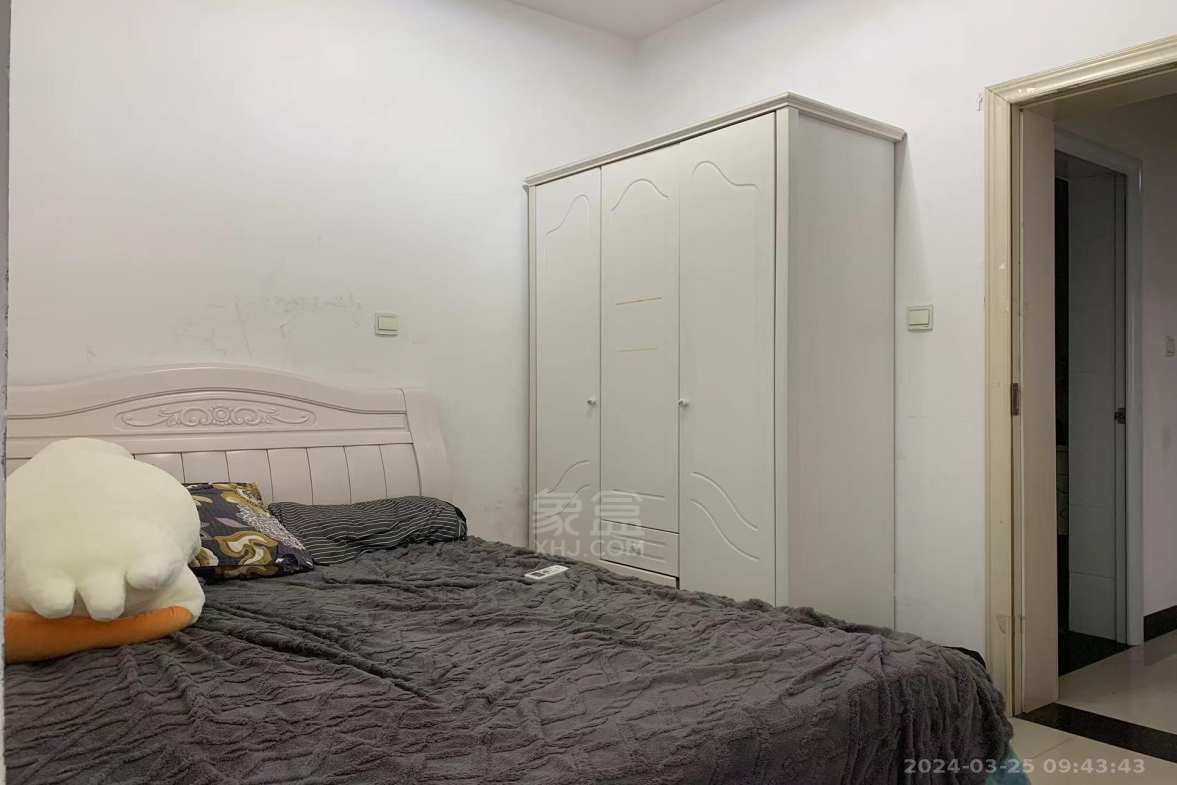 流金岁月-华晨国际 2室2厅1卫 1600.0元/月 流金岁月-华晨国际 2室2厅1卫 1600.0元/月室内图