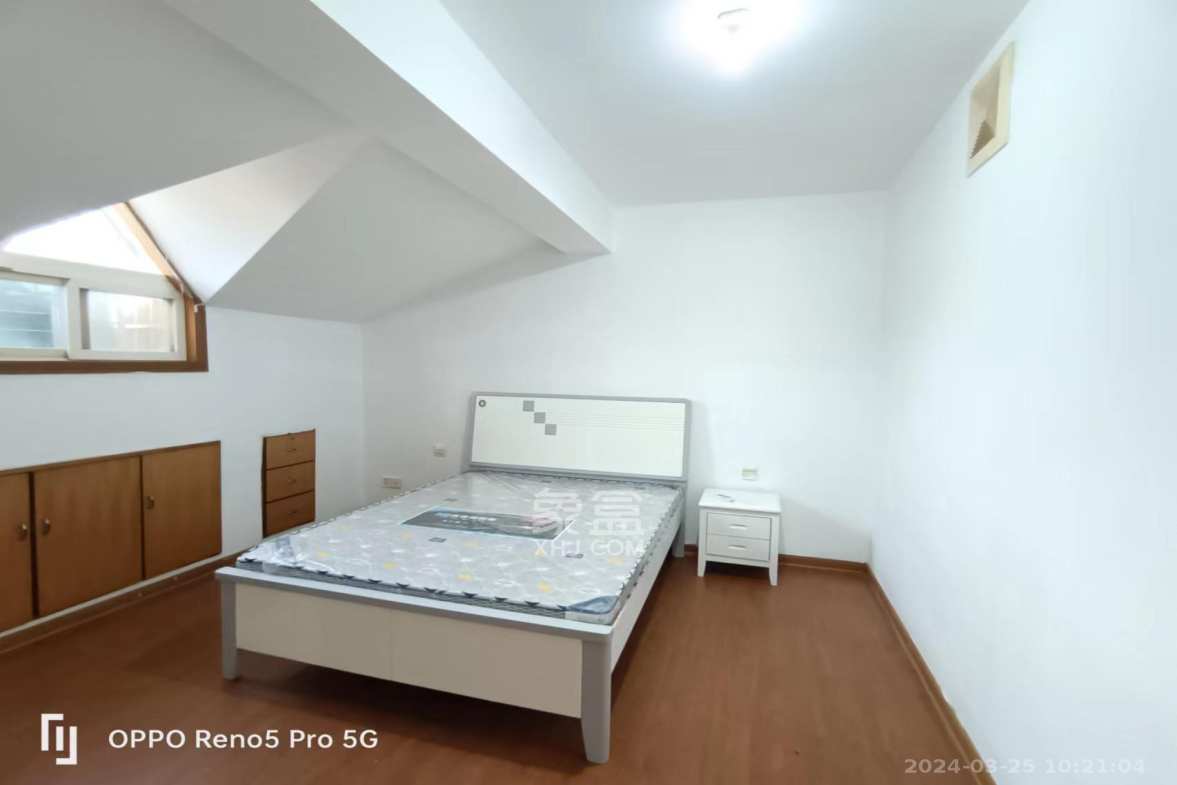 高桥社区高福星小区  3室1厅1卫    1200.0元/月室内图