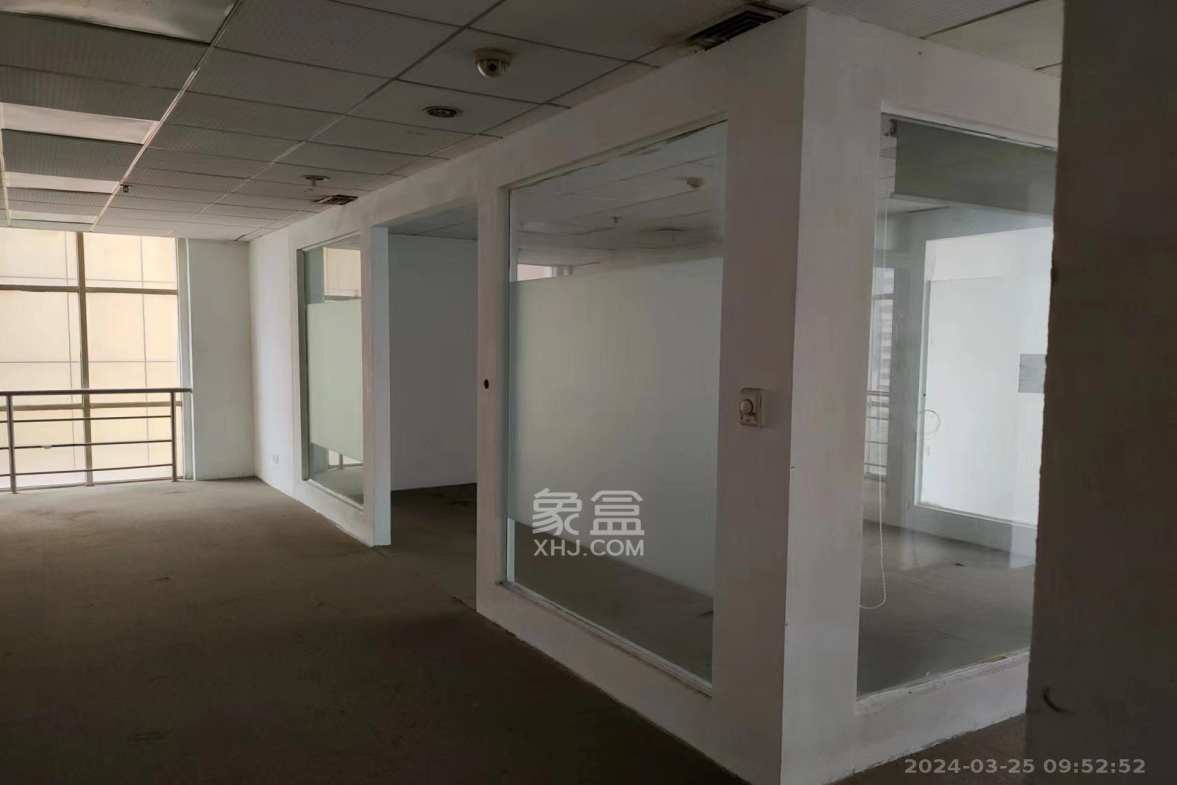 金帆大厦  1室1厅1卫    4600.0元/月 金帆大厦  1室1厅1卫    4600.0元/月室内图