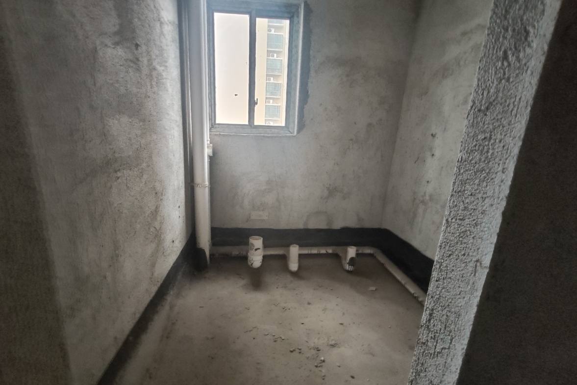 吉泰丽园  3室2厅2卫    78.8万客厅