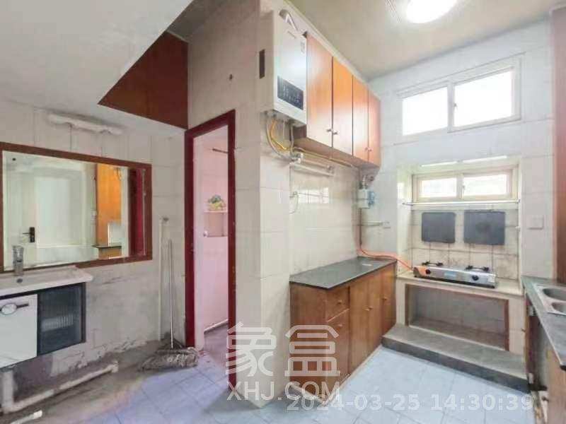 湖南省冶金材料研究所宿舍  3室2厅2卫    2300.0元/月室内图