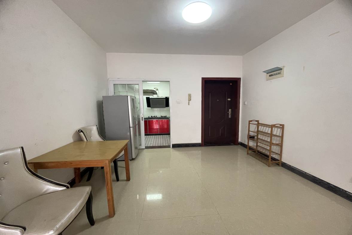 香山红叶  3室2厅2卫    1400.0元/月室内图