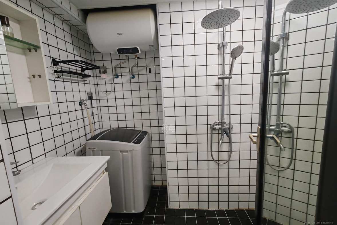 山与墅  1室1厅1卫   1300.00元/月室内图