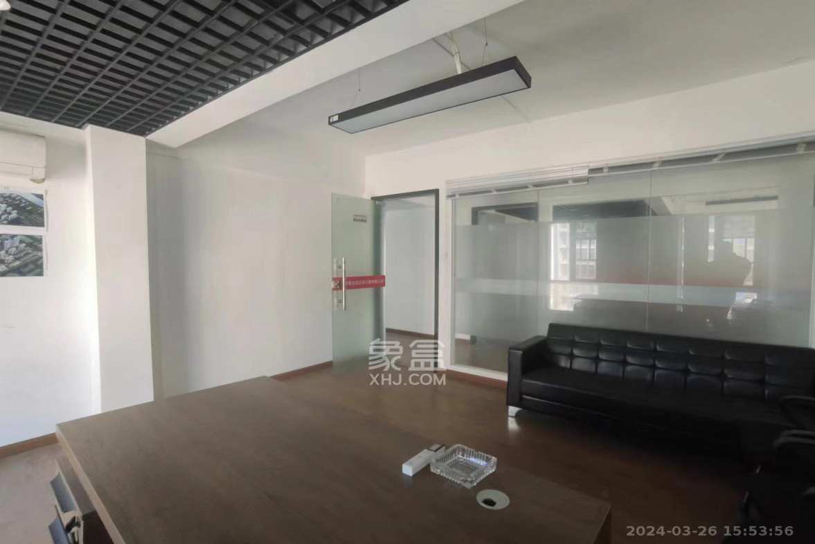 鑫远微中心 1室1厅1卫 16000.0元/月 鑫远微中心 1室1厅1卫 16000.0元/月室内图