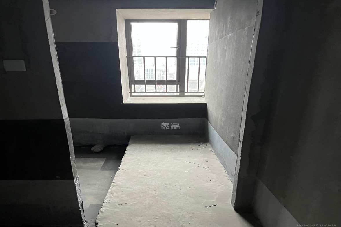 德奥悦东方  4室2厅2卫   1500.00元/月室内图