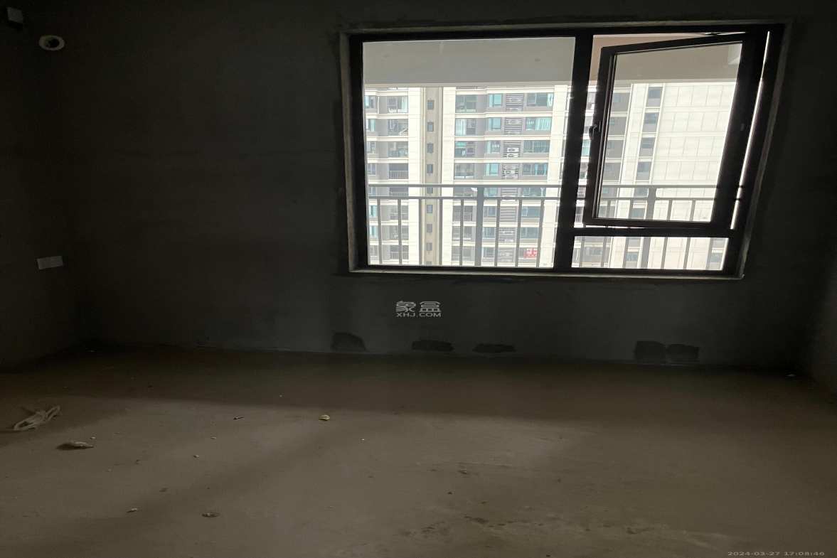 德奥悦东方  4室2厅2卫   1500.00元/月室内图