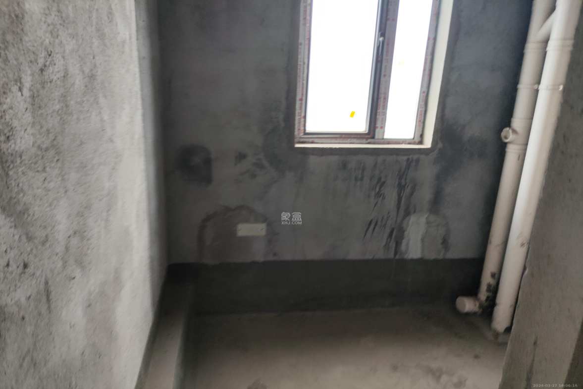 永宏万家里  3室2厅2卫   700.00元/月室内图