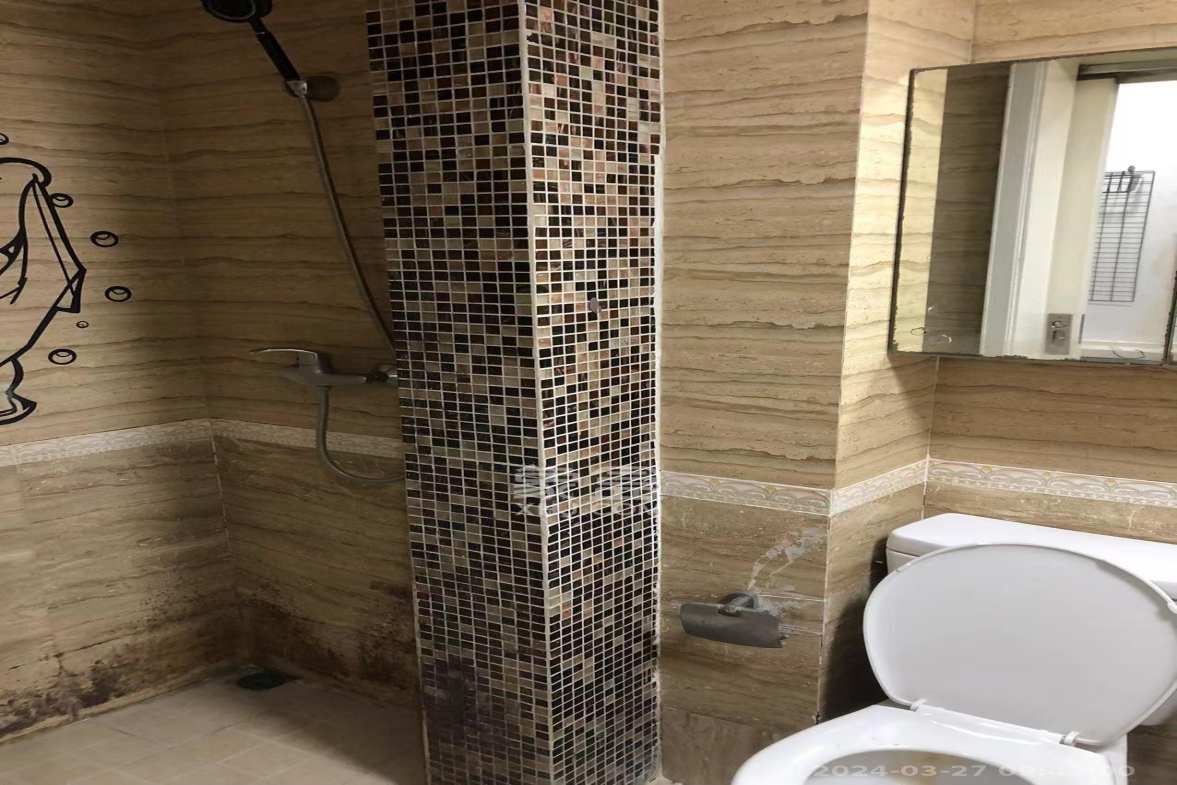 米兰春天  1室1厅1卫    1100.0元/月 米兰春天  1室1厅1卫    1100.0元/月室内图