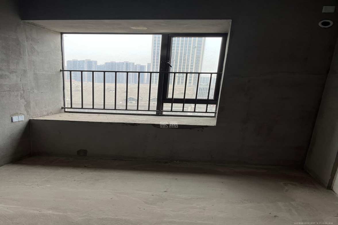德奥悦东方  4室2厅2卫   1500.00元/月室内图