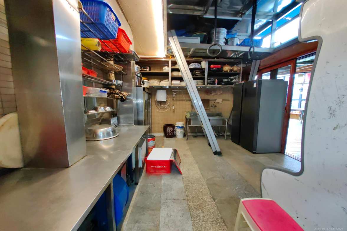 恒广国际景园一二区 3室2厅2卫 8000.0元/月 恒广国际景园一二区 3室2厅2卫 8000.0元/月室内图