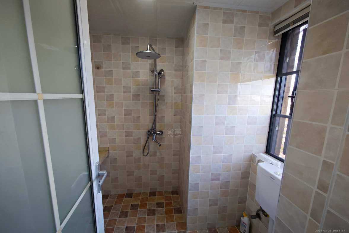 中建御山和苑  1室1厅1卫   1400.00元/月室内图